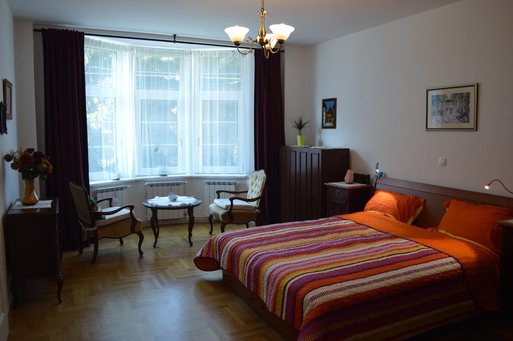 Aha Apartment Zagreb Exteriör bild