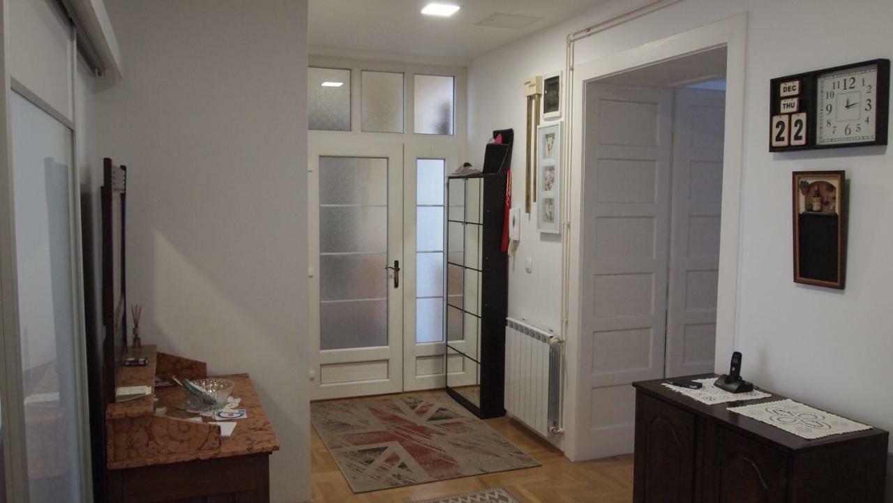 Aha Apartment Zagreb Exteriör bild